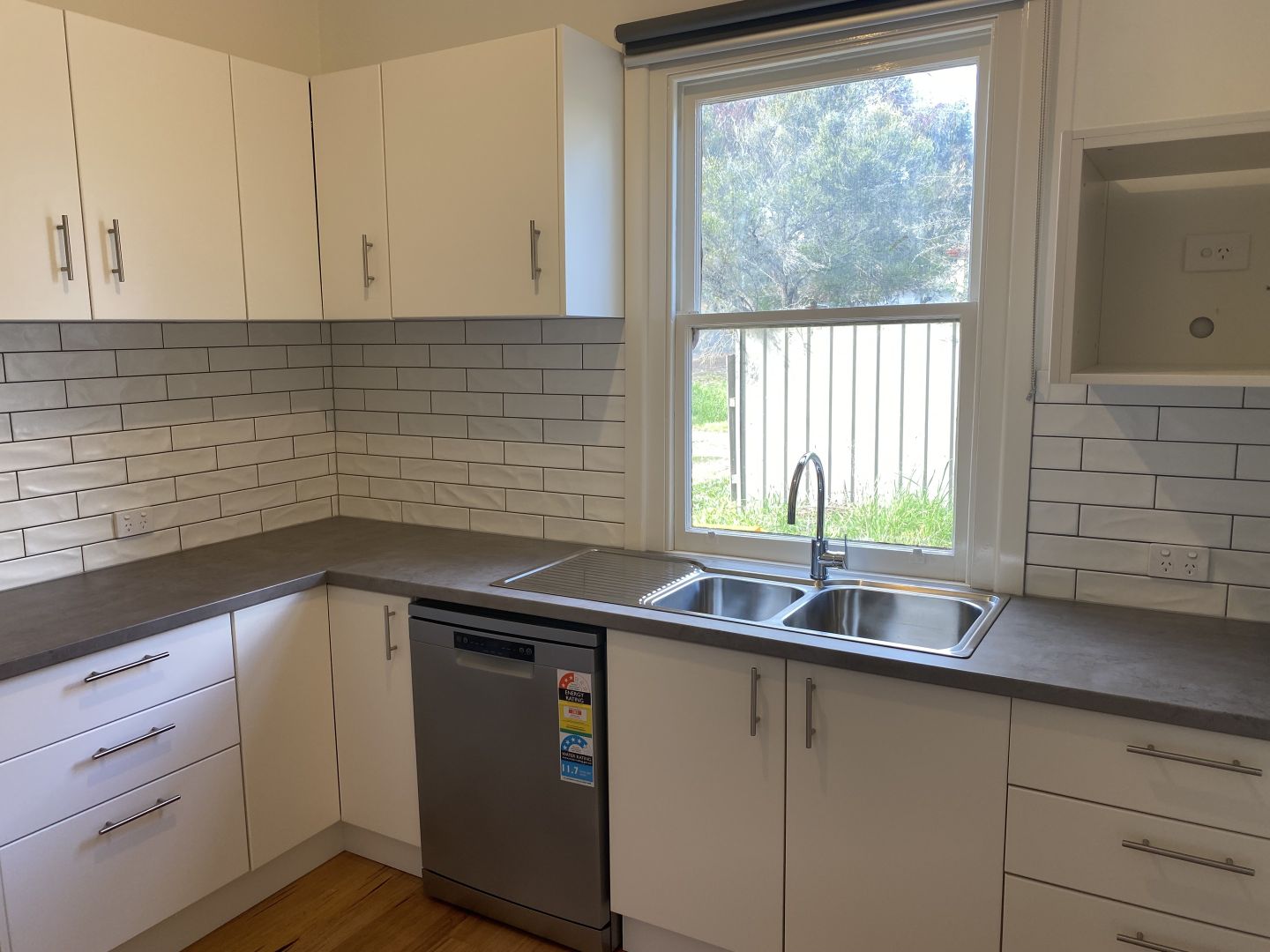 16a Parker Street, Castlemaine VIC 3450 Apartment For Rent Domain