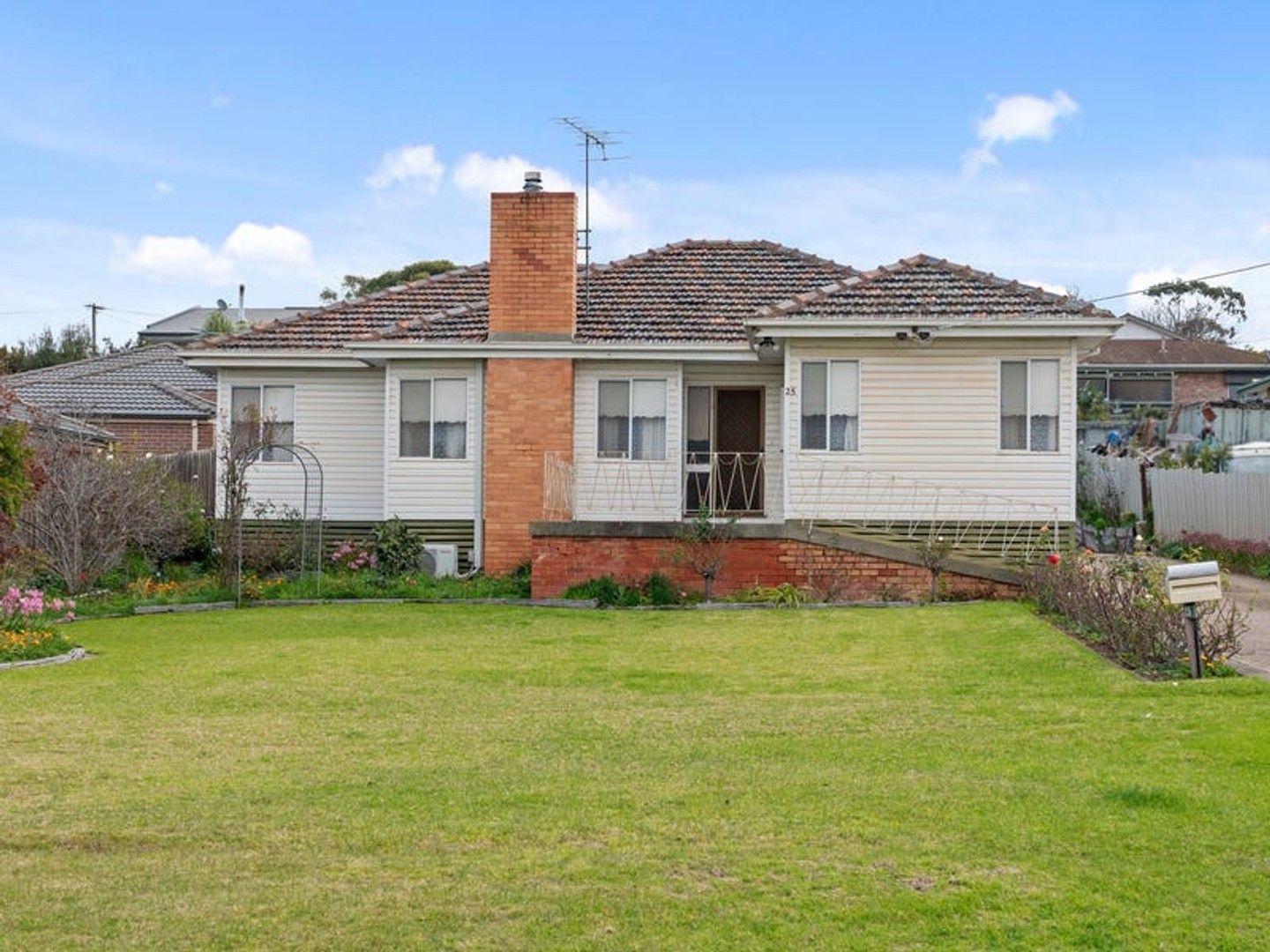 3 bedrooms House in 25 Inglis Street MADDINGLEY VIC, 3340