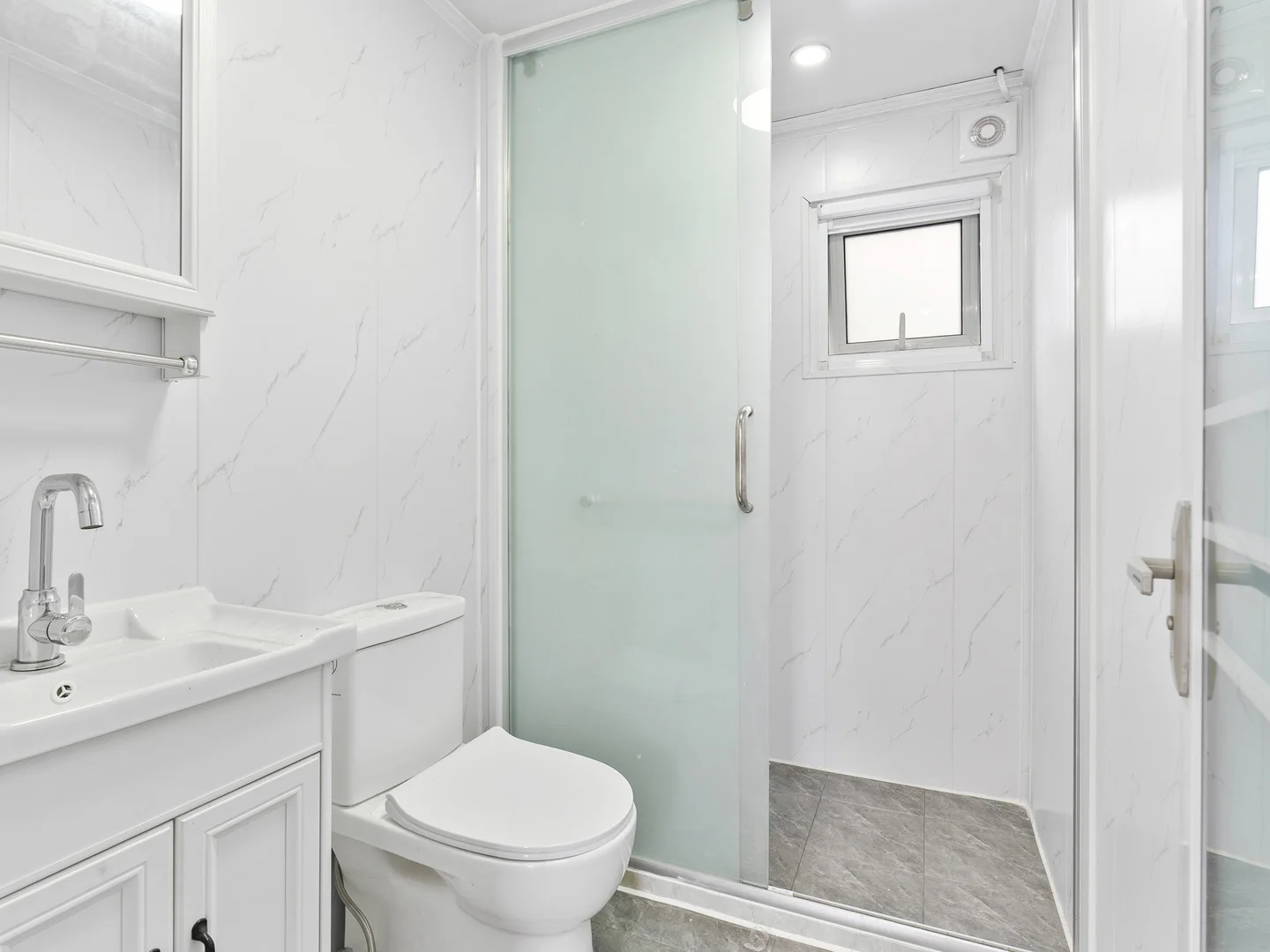 Additional image 3 of Flat A/126 The Boulevarde, Caringbah NSW 2229