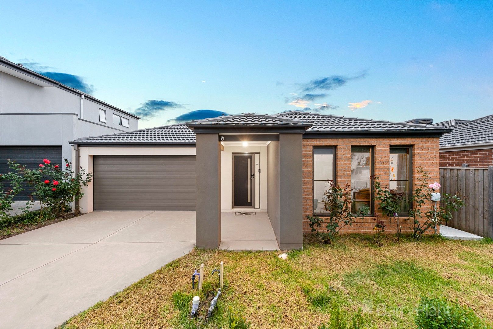 3 bedrooms House in 8 Palacio Terrace CLYDE NORTH VIC, 3978