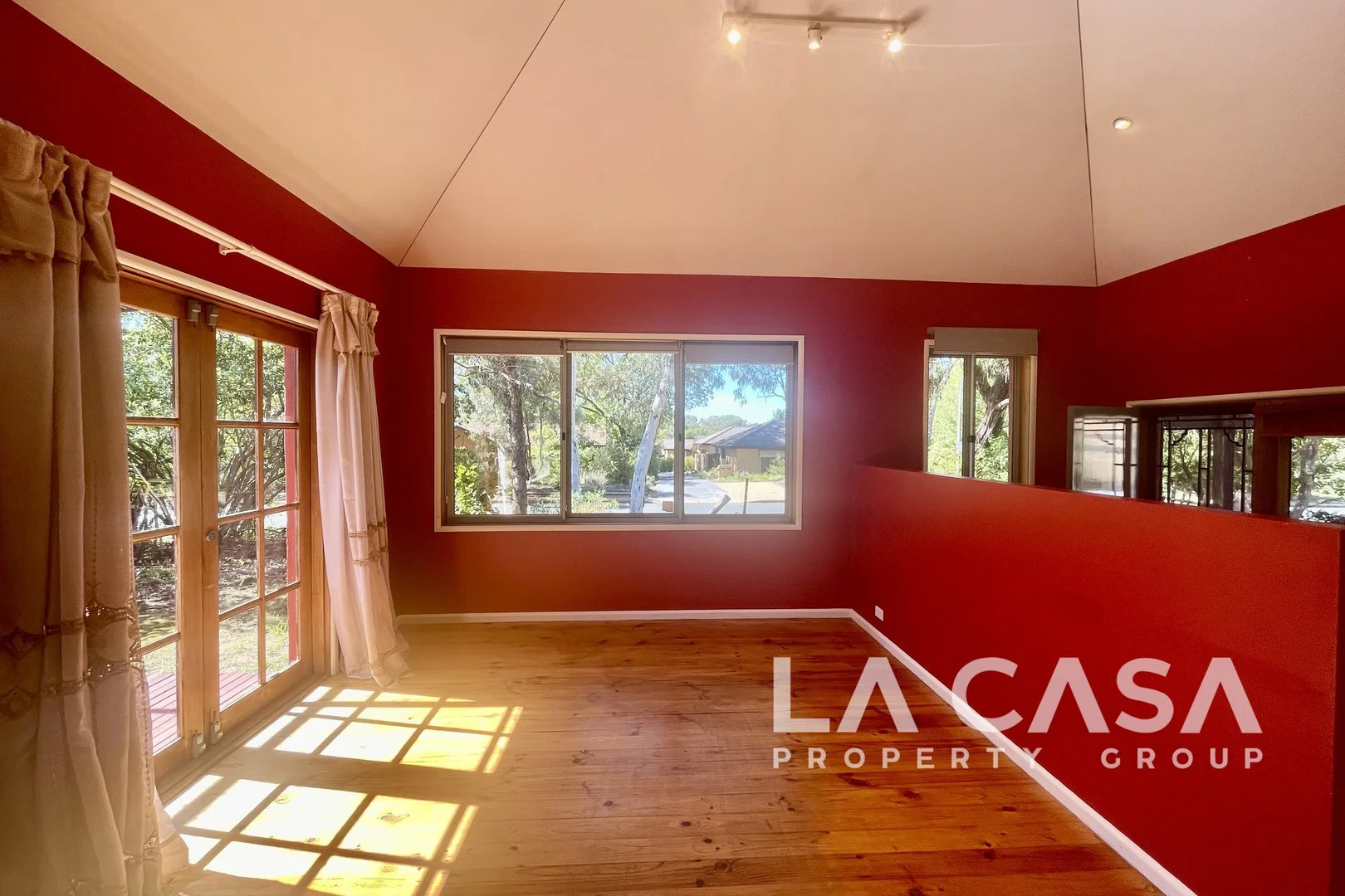 Additional image 4 of 12 Blackman Crescent, Macquarie ACT 2614