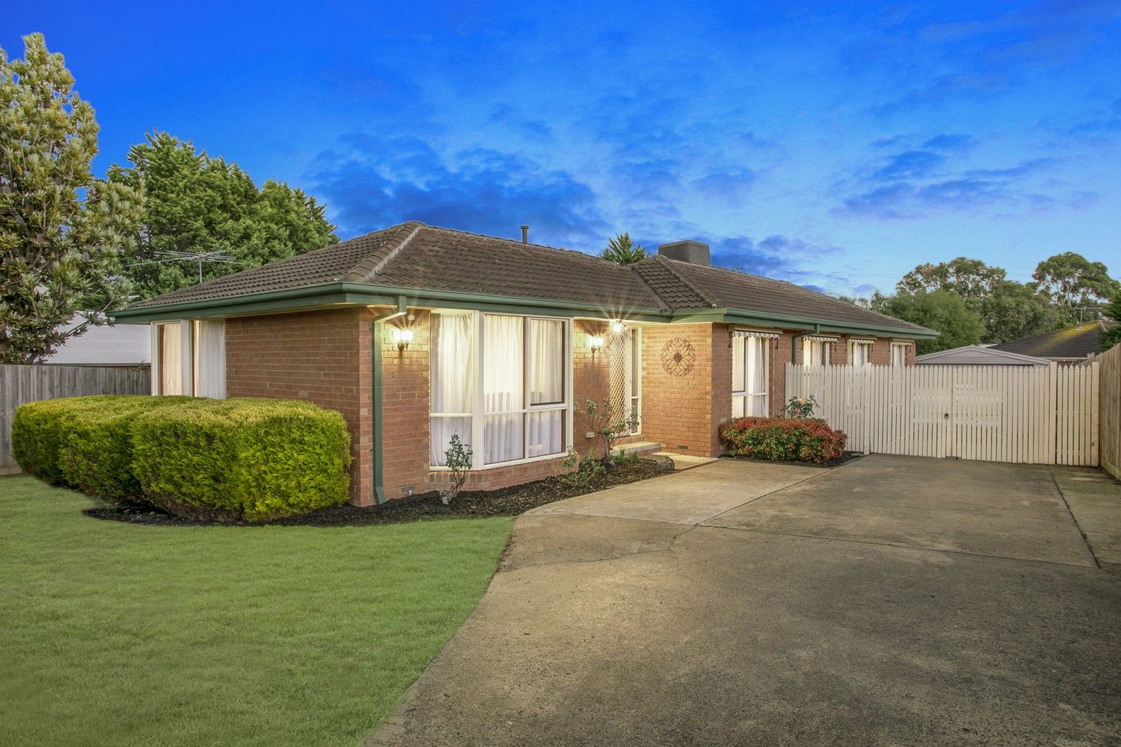 3 McNamara Court, Pakenham VIC 3810, Image 0