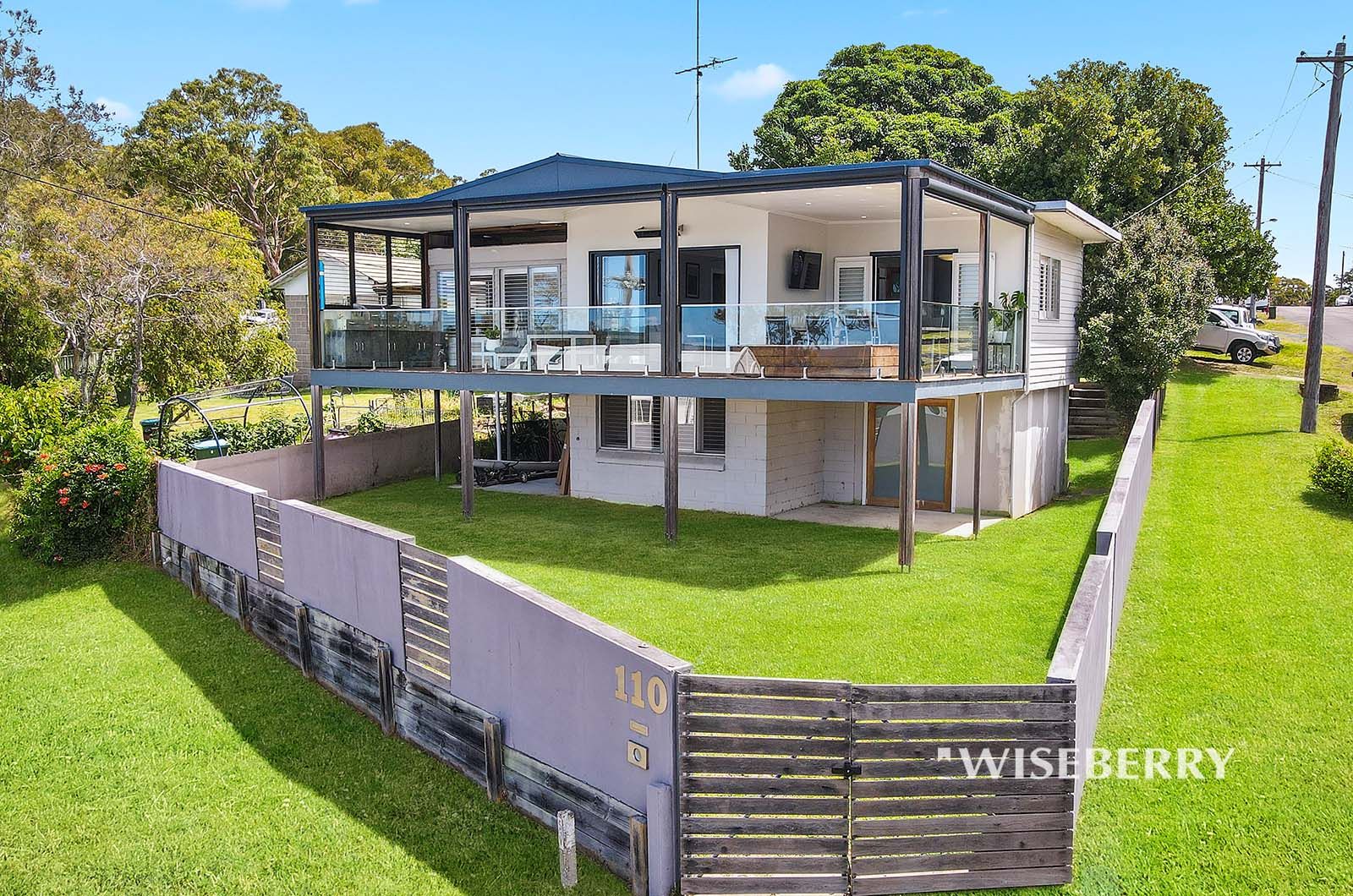 110 Griffith Street, Mannering Park NSW 2259 Domain