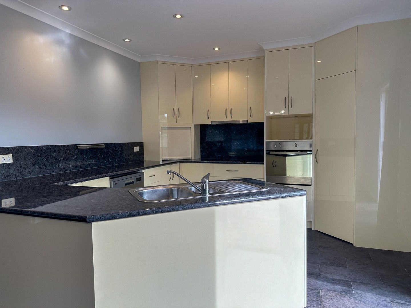 5 bedrooms House in 637 Camena Rd WEST PINE TAS, 7316