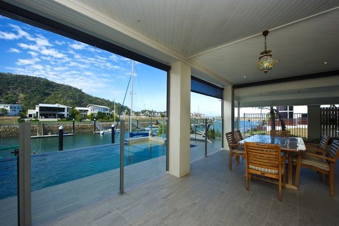 Picture of 3B Terrace Place, NELLY BAY QLD 4819