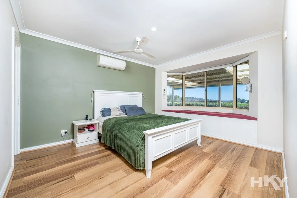 Additional image 16 of 25 Evelyn Place, Bullsbrook WA 6084