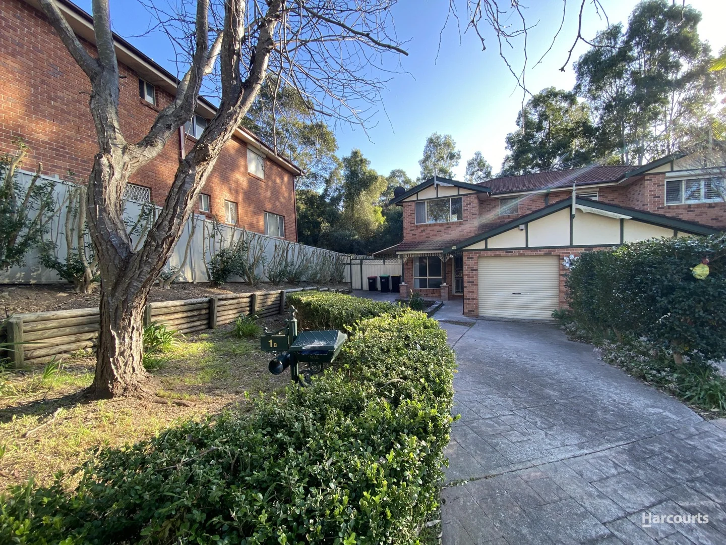 1B Sidney Place, Casula NSW 2170