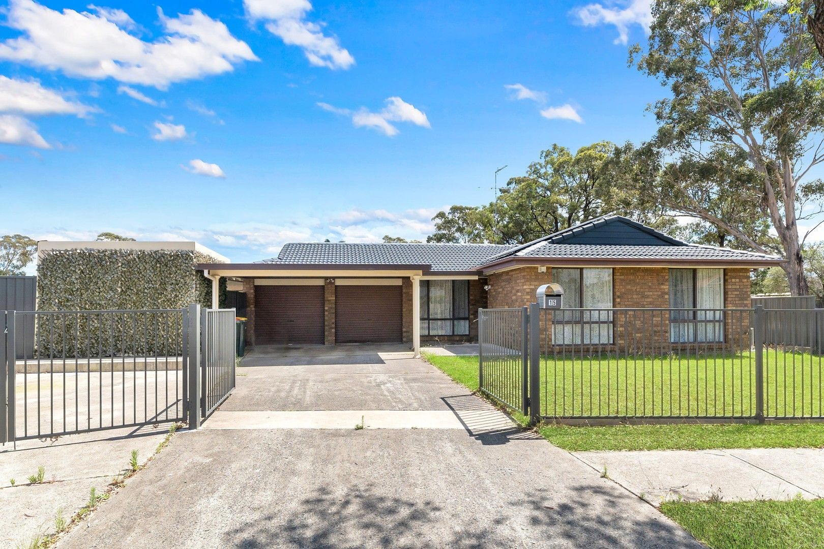 15 Stedham Grove, Oakhurst NSW 2761, Image 0