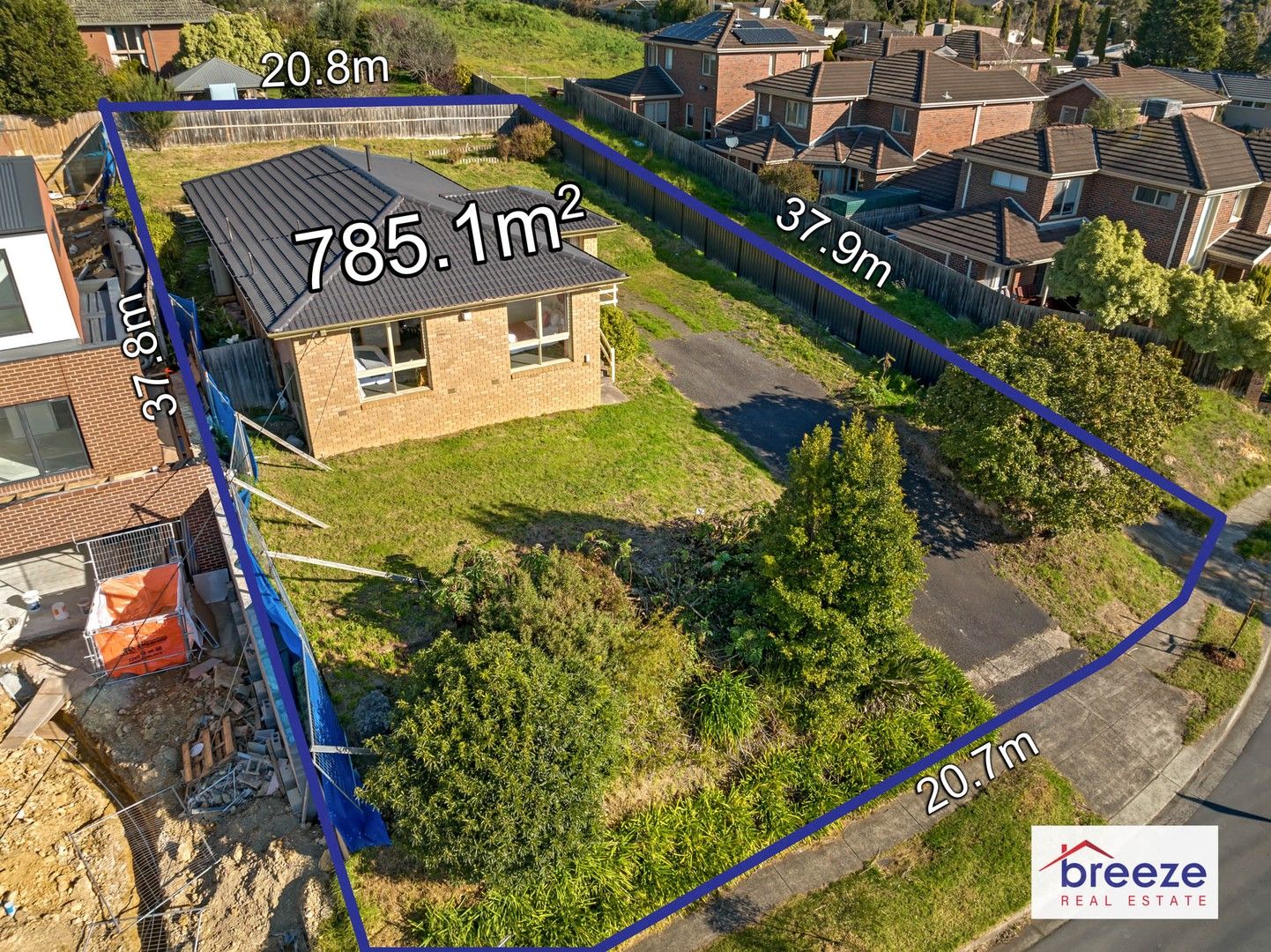 4 bedrooms House in 24 LESLIE STREET DONVALE VIC, 3111