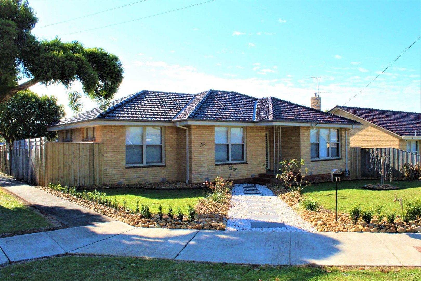 3 bedrooms House in 11 McNeilly Road DROUIN VIC, 3818