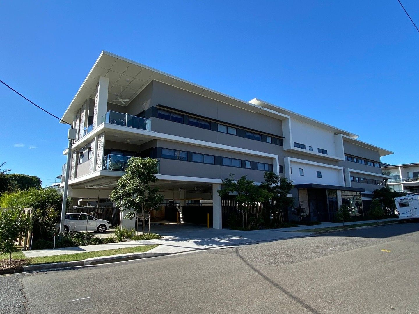 3 bedrooms Apartment / Unit / Flat in 6/31 Glenora Street WYNNUM QLD, 4178