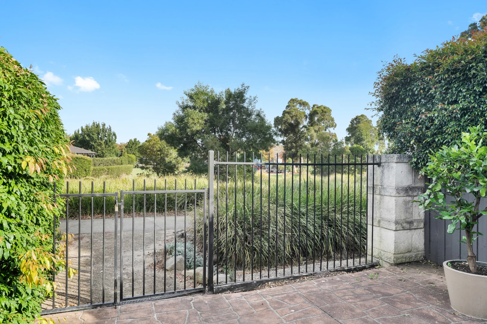 Additional image 18 of 4 Feathery Grove, Sandhurst VIC 3977