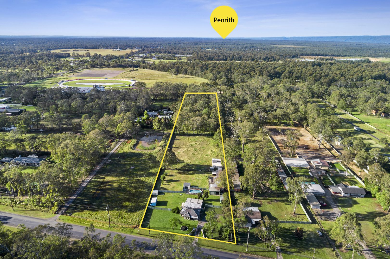 372376 The Driftway , Londonderry Property History & Address