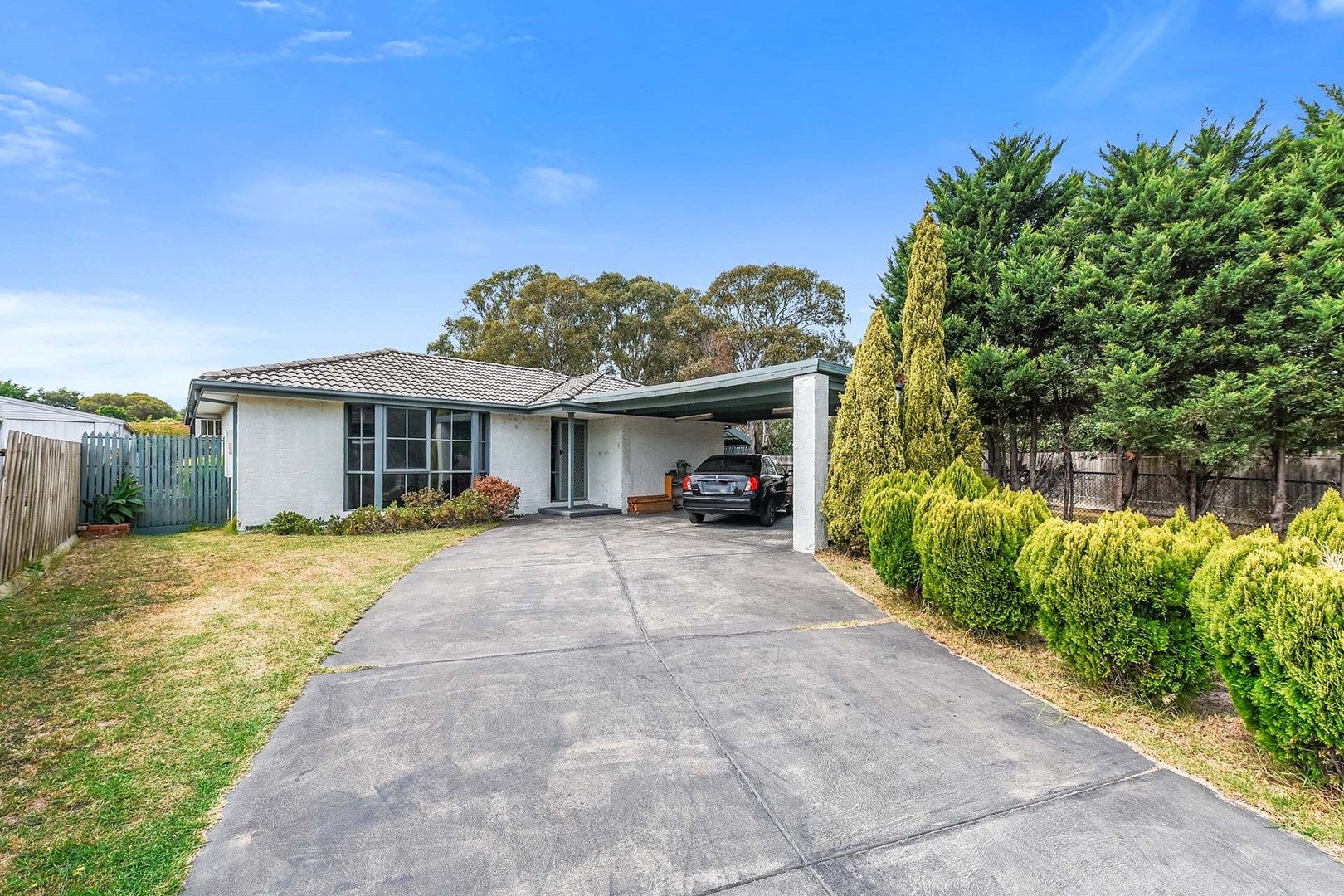 16 Branton Drive, Hampton Park VIC 3976, Image 0