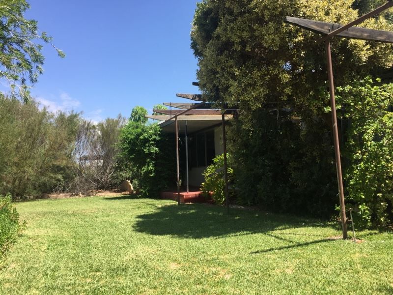 4 Memorial Ave, Mukinbudin WA 6479, Image 1