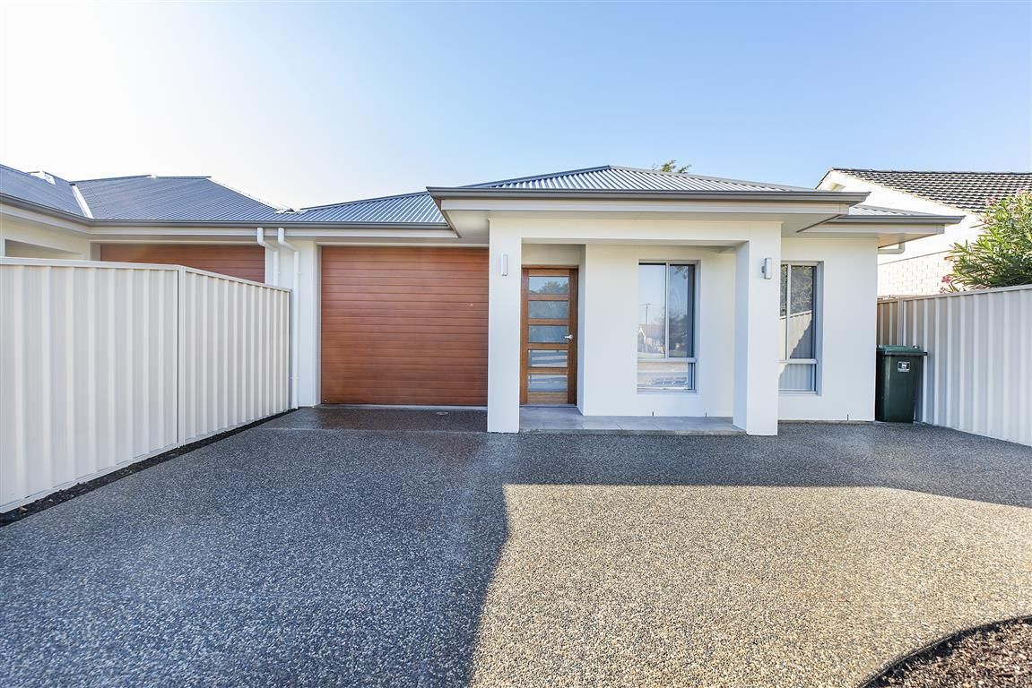 4 bedrooms House in 9a Archer St CHRISTIES BEACH SA, 5165