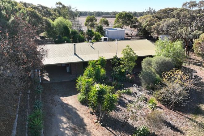 Picture of 786 Riverside East Road, RIVERSIDE VIC 3401