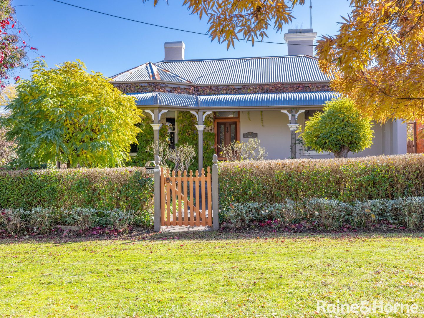 217 Peel Street, Bathurst NSW 2795