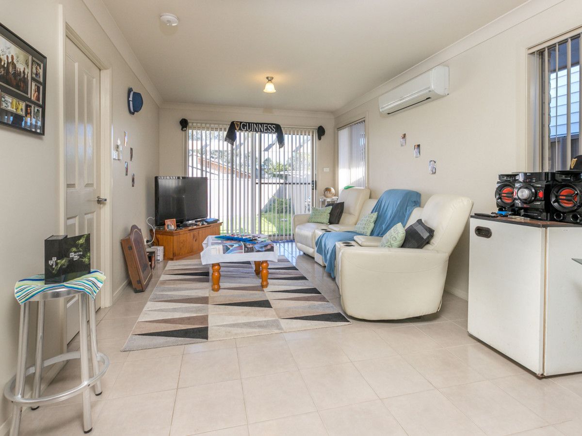 2/1 George Street, Cessnock NSW 2325, Image 2