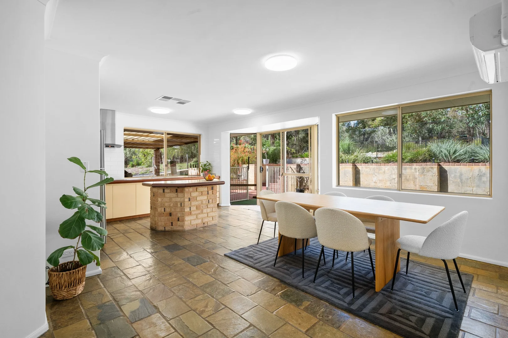 Additional image 8 of 54 Silversmith Street, Wellard WA 6170