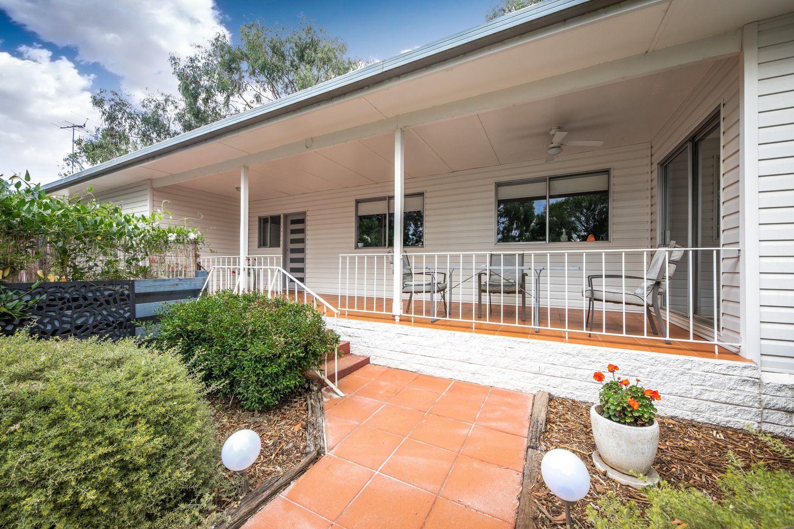 46 Hutchinsons Lane East, Romsey VIC 3434, Image 1