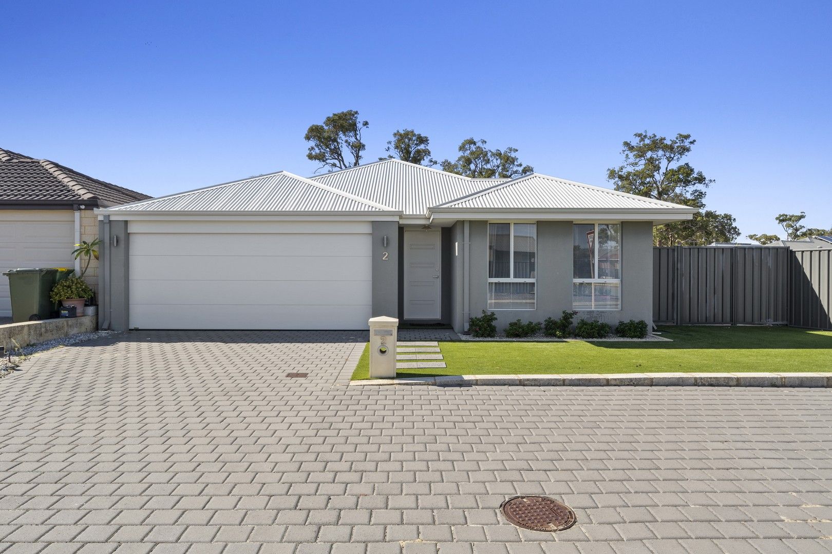 2 Blanche Crescent, Lakelands WA 6180, Image 0