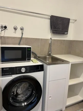 Additional image 9 of 412/18 Malone Street, Geelong VIC 3220