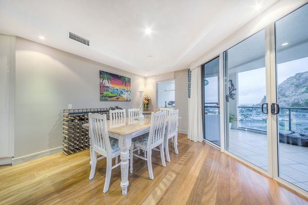 1/12-14 Breakwater Drive, Rosslyn QLD 4703, Image 2