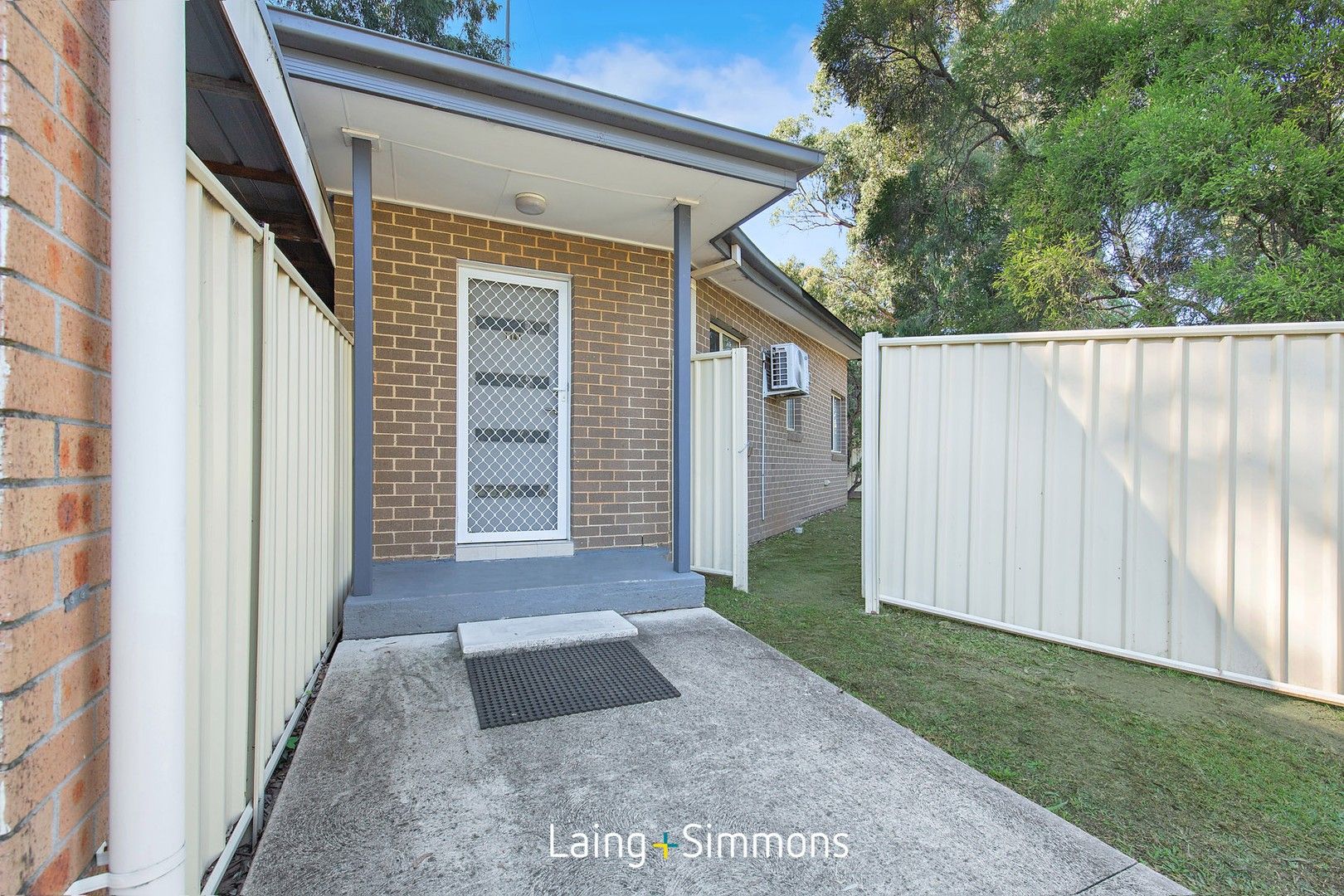 2 bedrooms Villa in 114a Harvey Road KINGS PARK NSW, 2148