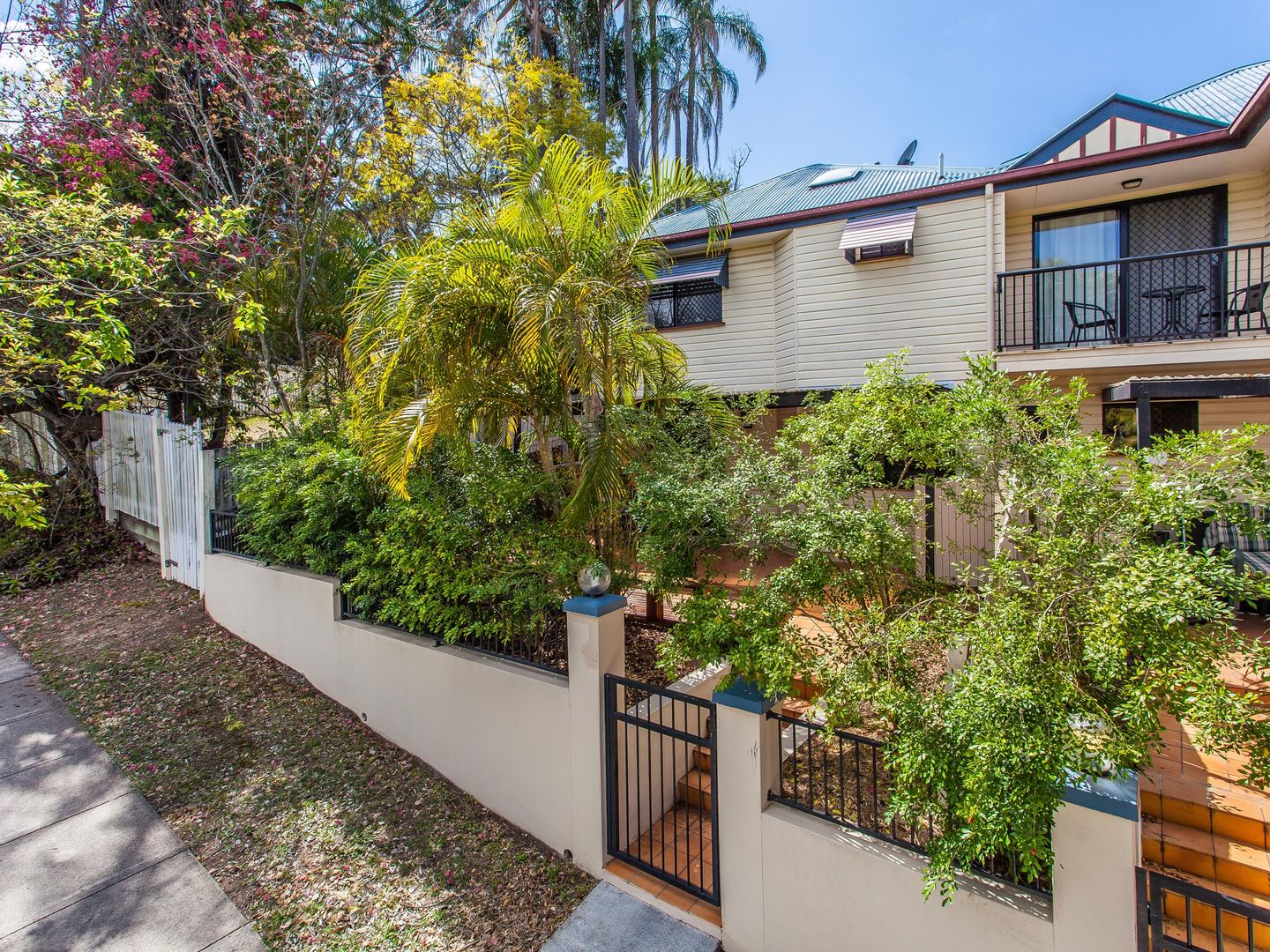 3/62 Central Avenue, Indooroopilly QLD 4068