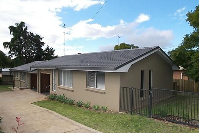 Picture of CENTENARY HEIGHTS QLD 4350