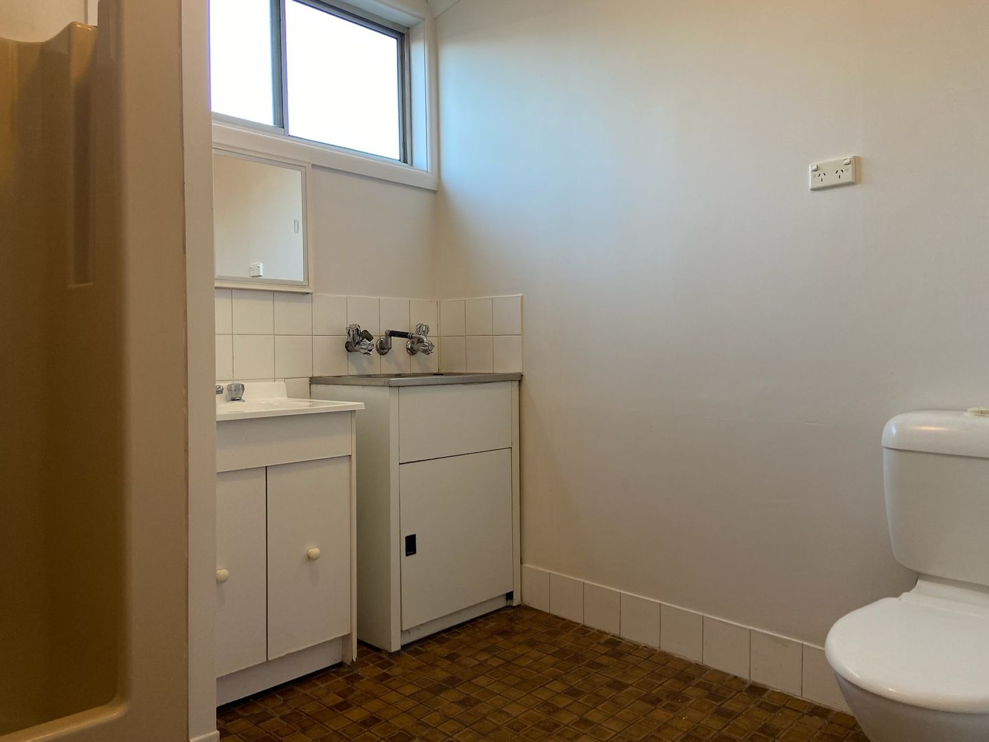 57 Neill Street Laneway, Harden NSW 2587 Apartment For Rent 280