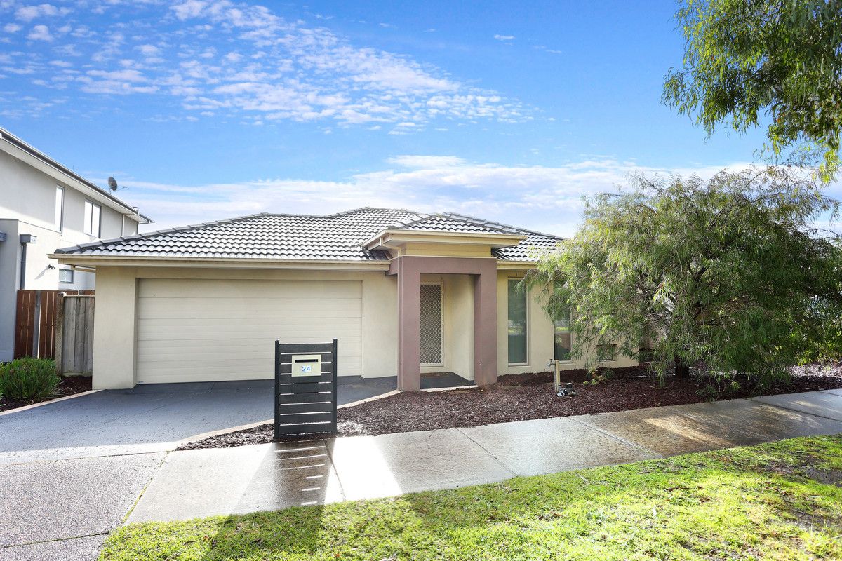 4 bedrooms House in 24 Knowland Grove BOTANIC RIDGE VIC, 3977