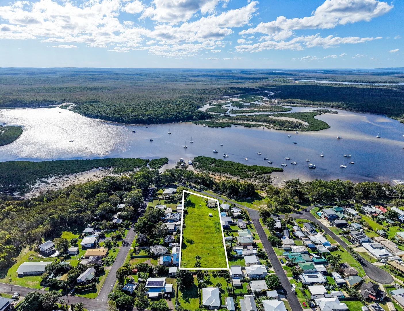 Additional image 9 of 24-26 Oyster Parade, Tin Can Bay QLD 4580