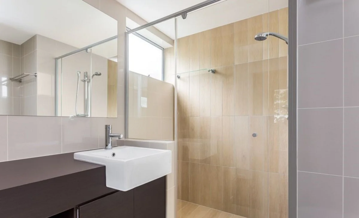 Additional image 5 of 8/25 Vincent, Indooroopilly QLD 4068