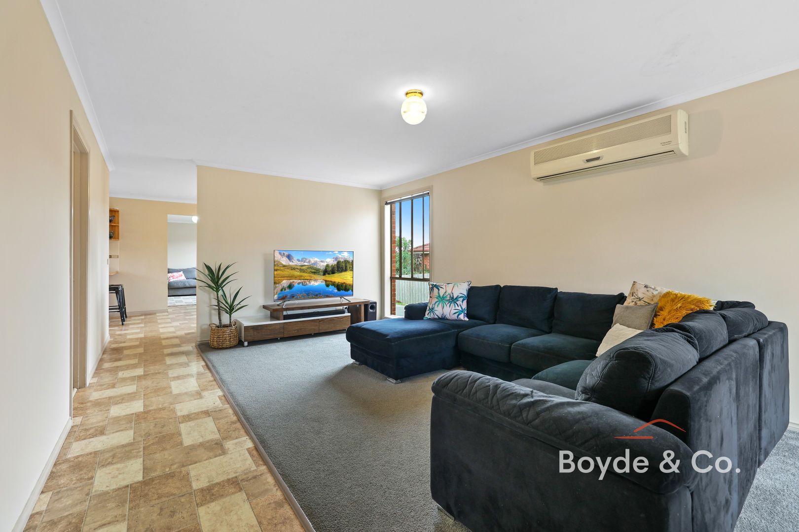 61 Walker Drive, Drouin VIC 3818 Domain