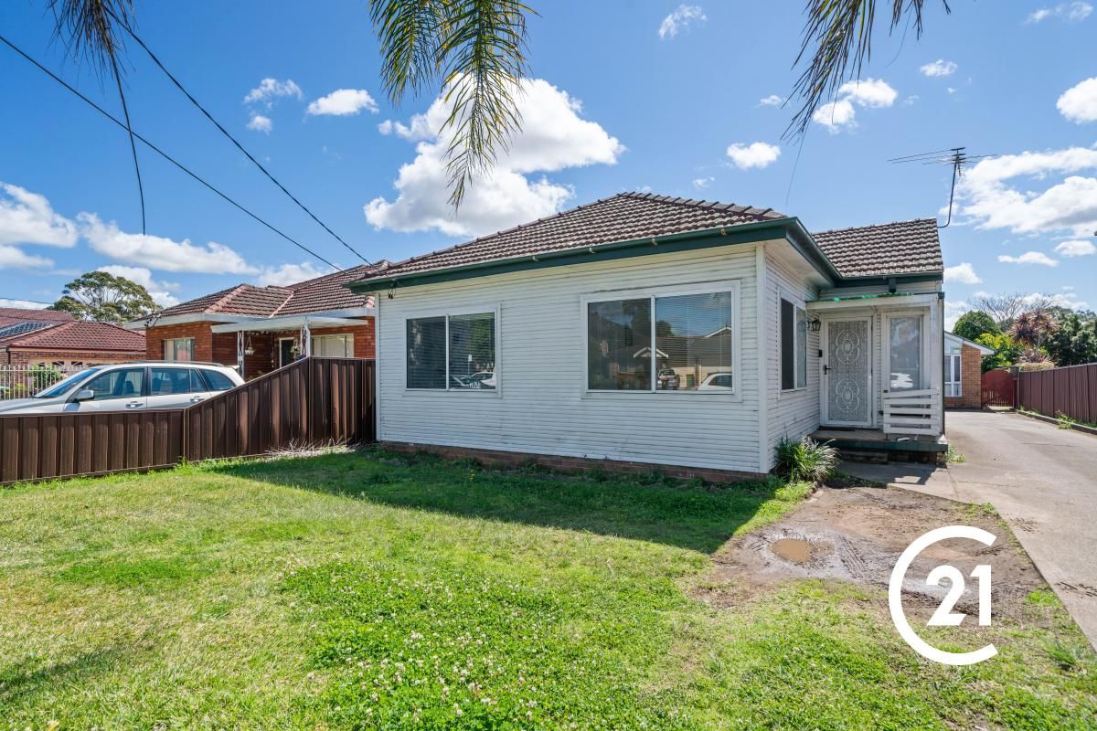 2 bedrooms House in 22 Ryan Road PADSTOW NSW, 2211