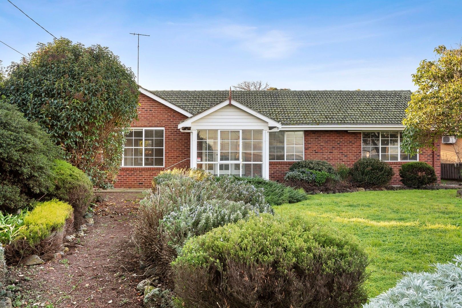 3 bedrooms House in 61 The Esplanade NORTH SHORE VIC, 3214