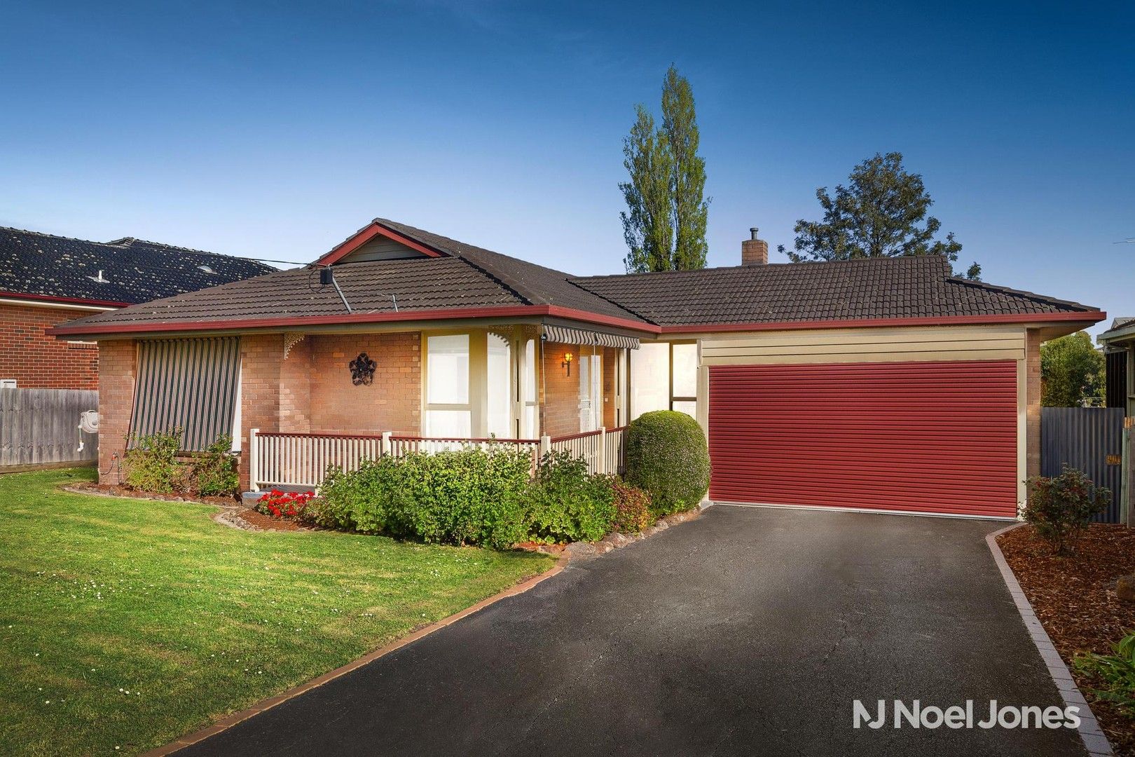 63 Meadowgate Drive, Chirnside Park VIC 3116, Image 0