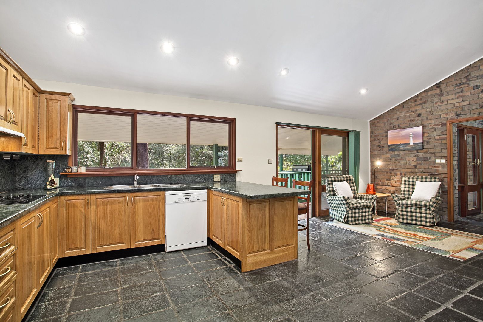 13 Greenvale Place, Castle Hill NSW 2154, Image 2