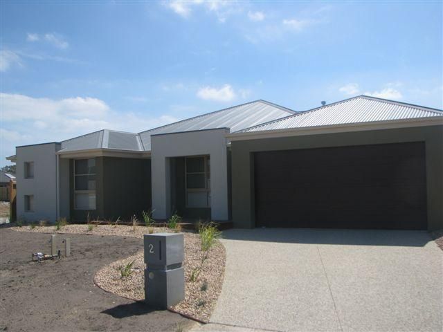 2 Reyoff Place, Lyndhurst VIC 3975