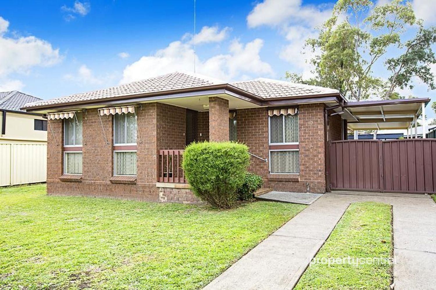 3 bedrooms House in 10 Wardell Drive SOUTH PENRITH NSW, 2750