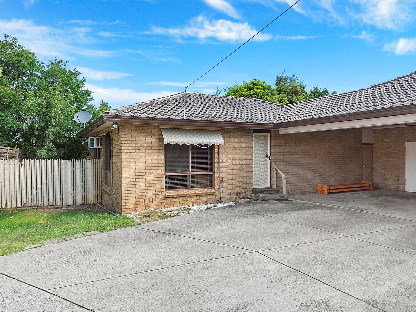 2/3 Coromandel Crescent South, Knoxfield VIC 3180, Image 2