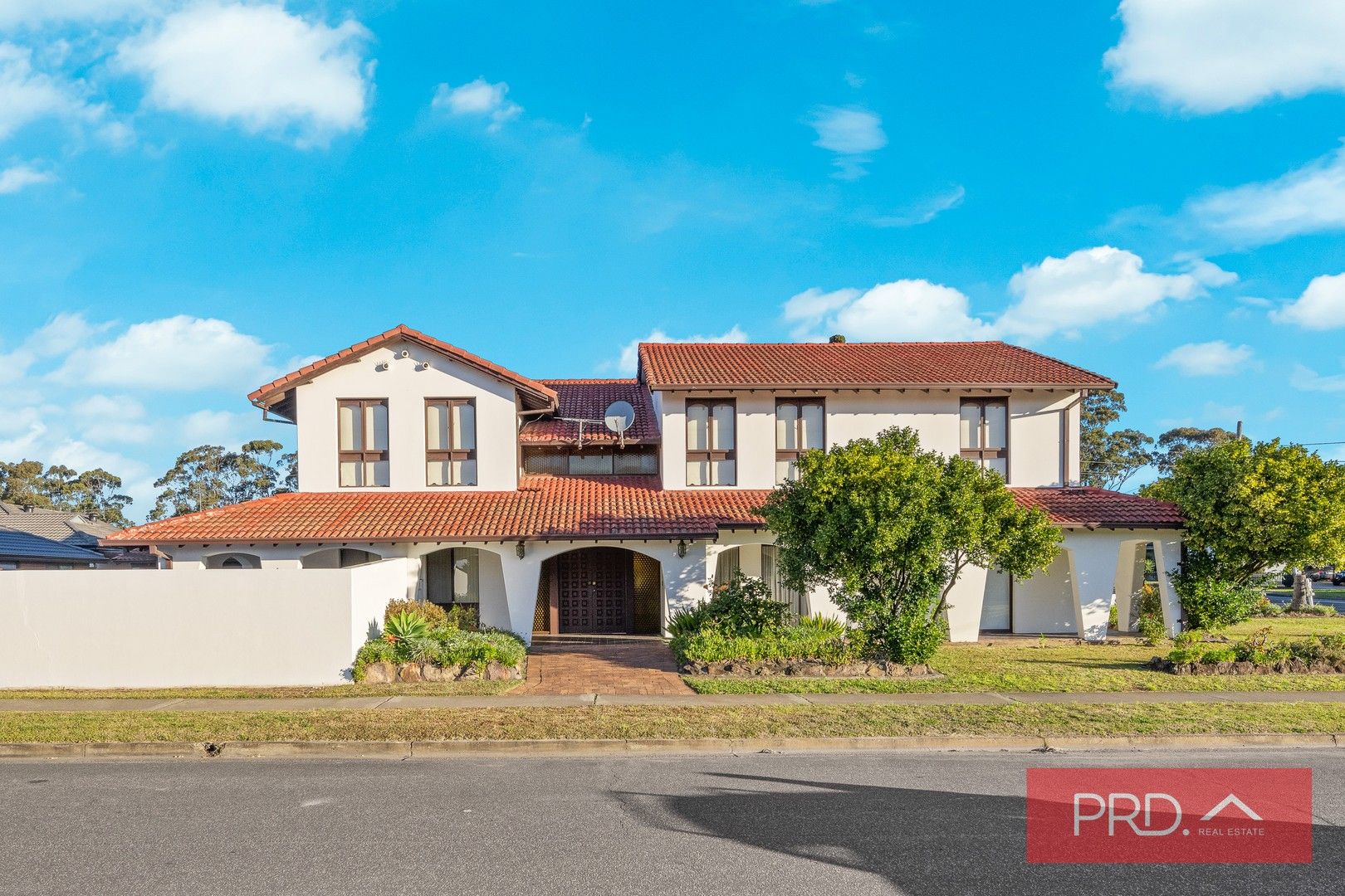 8 Napier Avenue, Lurnea NSW 2170, Image 0