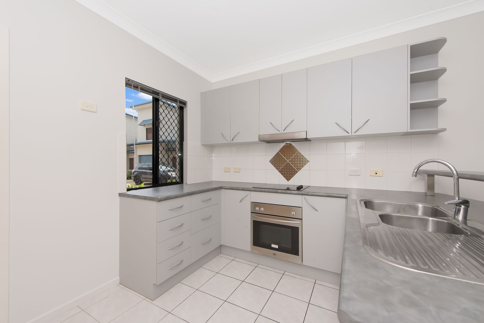 7/42-44 Patrick Street, Aitkenvale QLD 4814, Image 2