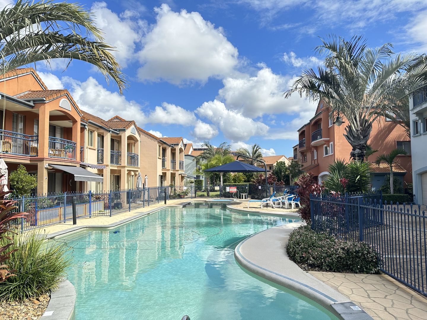 66 John Lund Drive, Hope Island QLD 4212 Townhouse For Rent 580