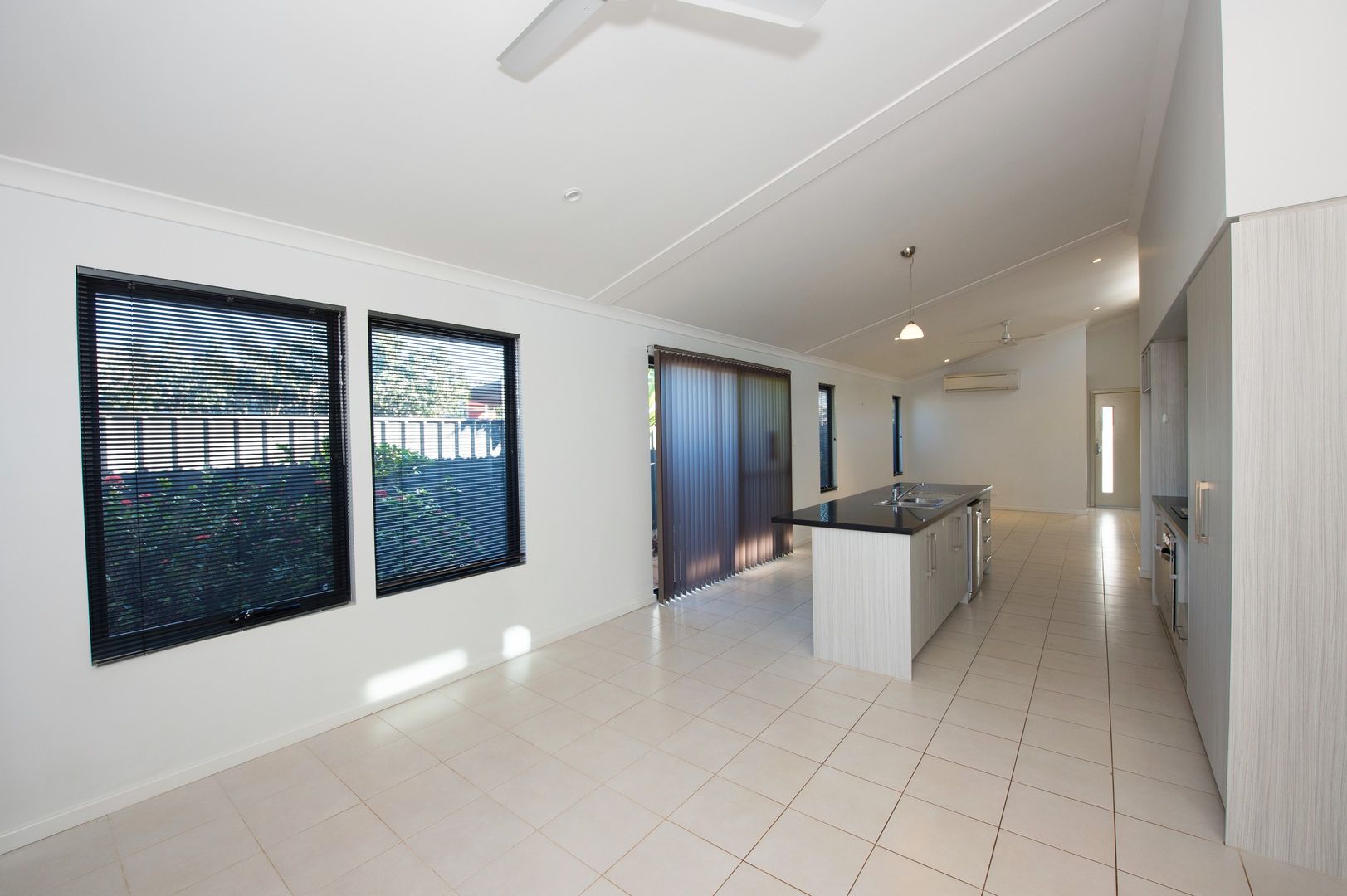 51 Tharnda Road, Baynton WA 6714, Image 2