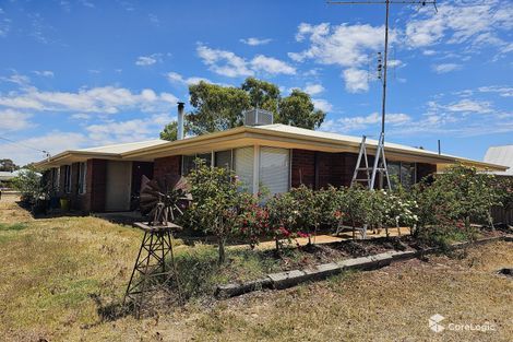 61 Forrest Street, Kellerberrin WA 6410, Image 2