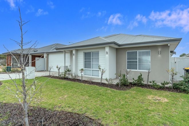 Picture of 31 Sorrento Road, PIARA WATERS WA 6112