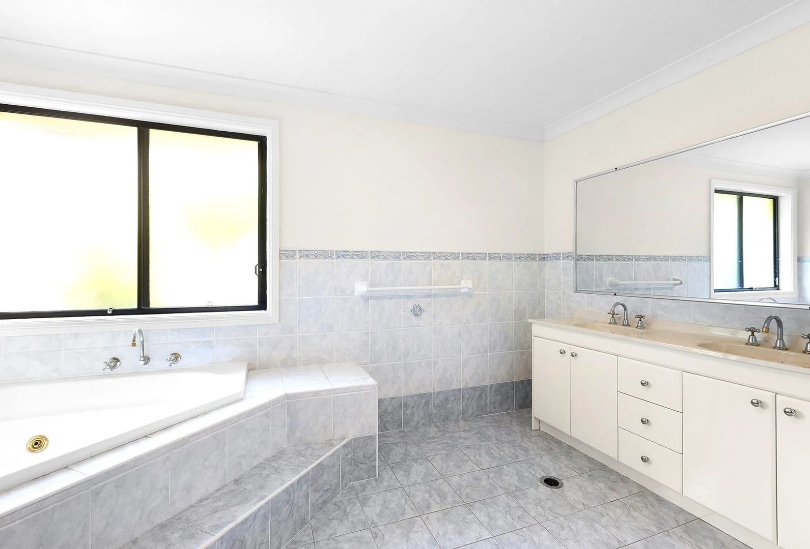 Additional image 13 of 4 Flaumont Avenue, Riverview NSW 2066